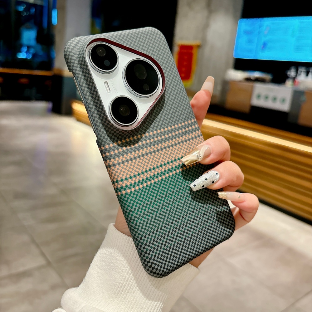 Cover per telefono con texture - Huawei Pura 70 recensione e prezzo